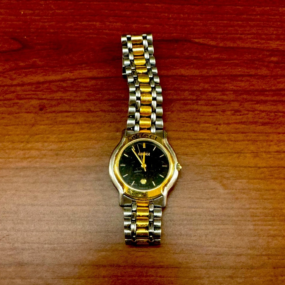 Gucci 8000L Quartz Two- Tone